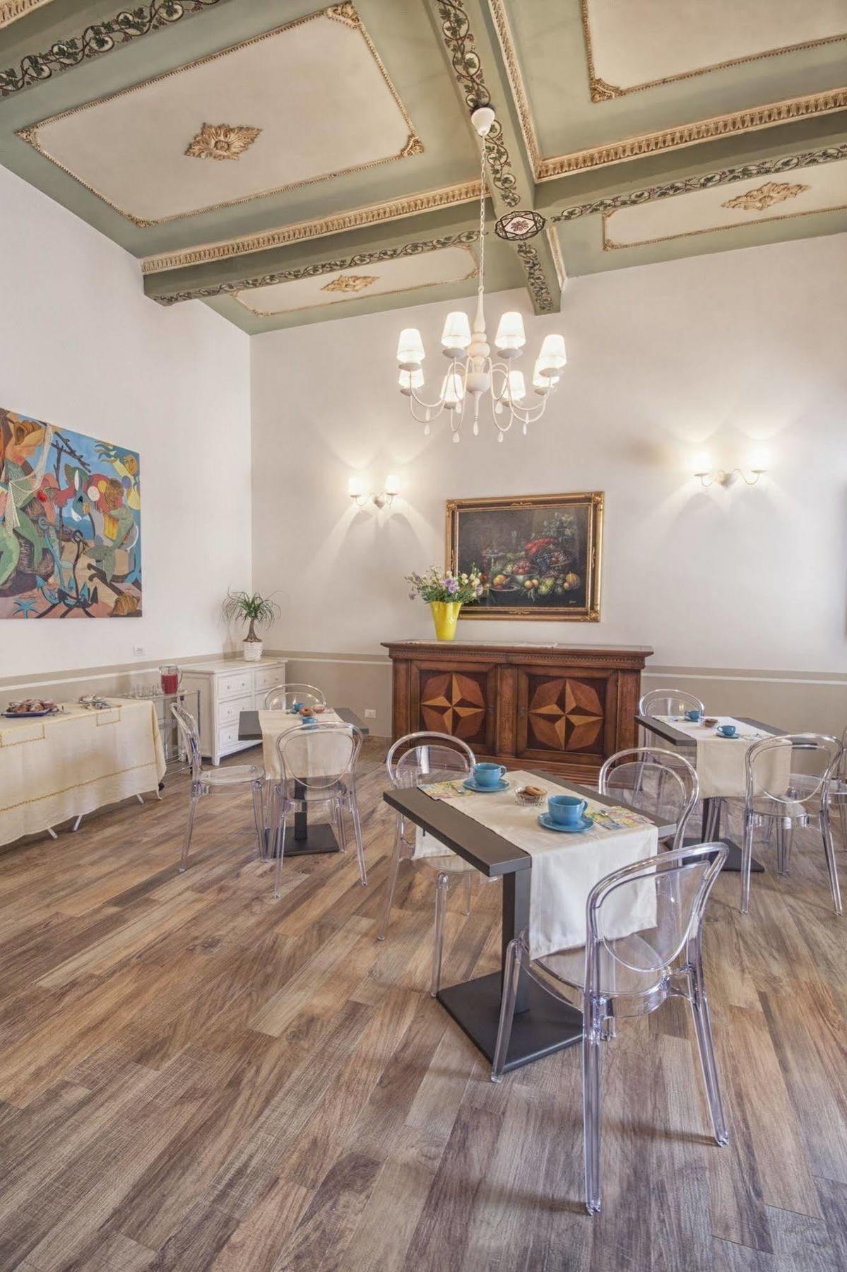 カステッランマーレ・デル・ゴルフォ Residenza Le Zagareアパートホテル エクステリア 写真