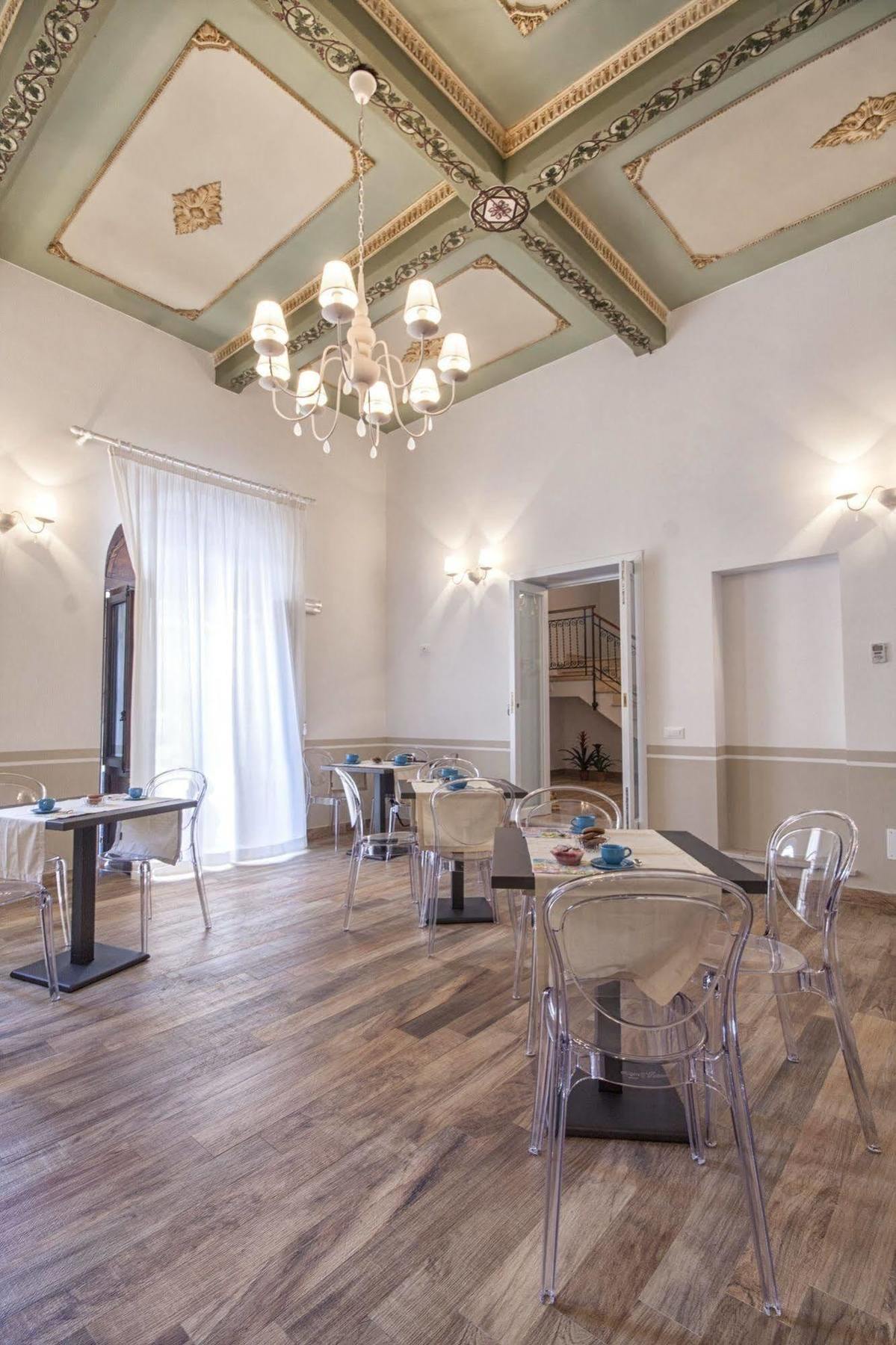 カステッランマーレ・デル・ゴルフォ Residenza Le Zagareアパートホテル エクステリア 写真