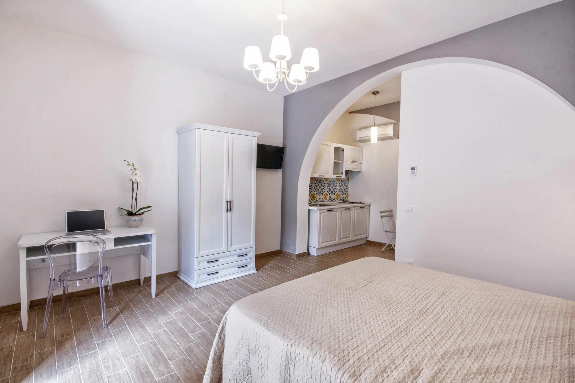 カステッランマーレ・デル・ゴルフォ Residenza Le Zagareアパートホテル エクステリア 写真