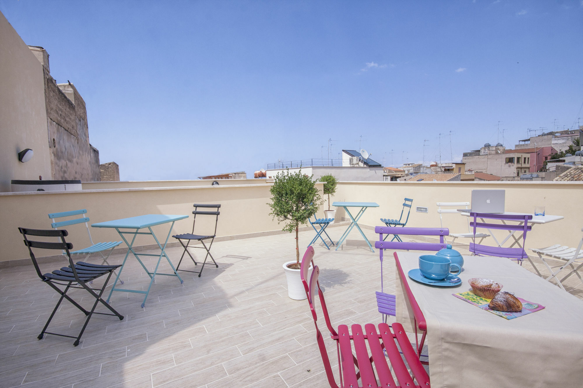 カステッランマーレ・デル・ゴルフォ Residenza Le Zagareアパートホテル エクステリア 写真